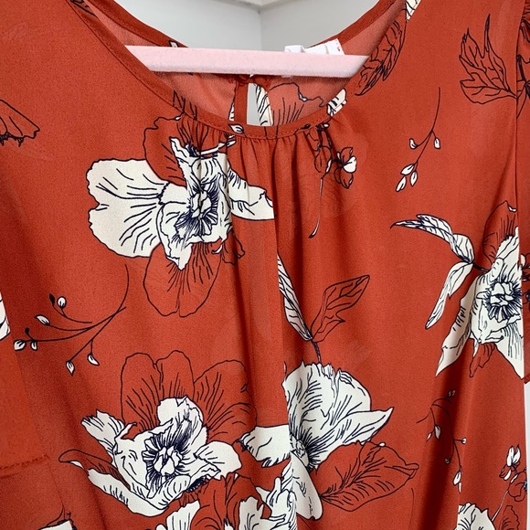 Floral Rust Top - Picture 3 of 5